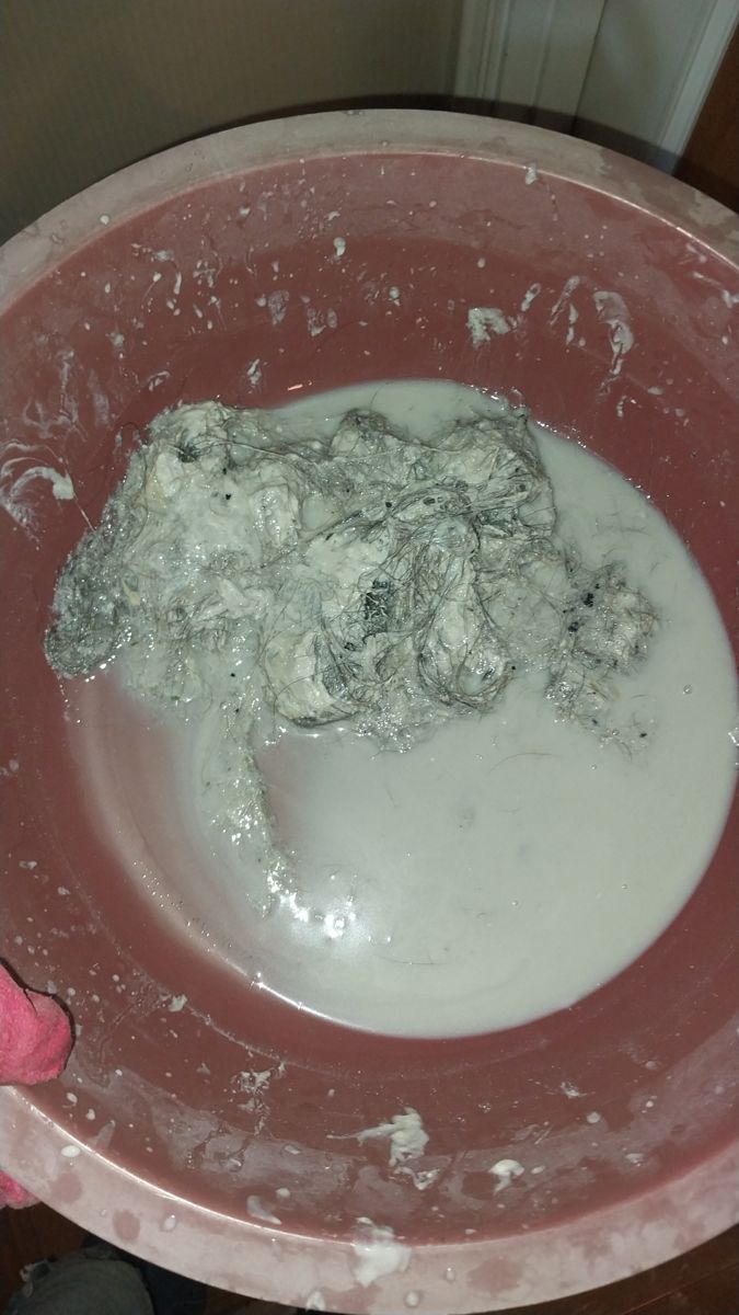 중동 막힌 배관에서 나온 찌꺼기